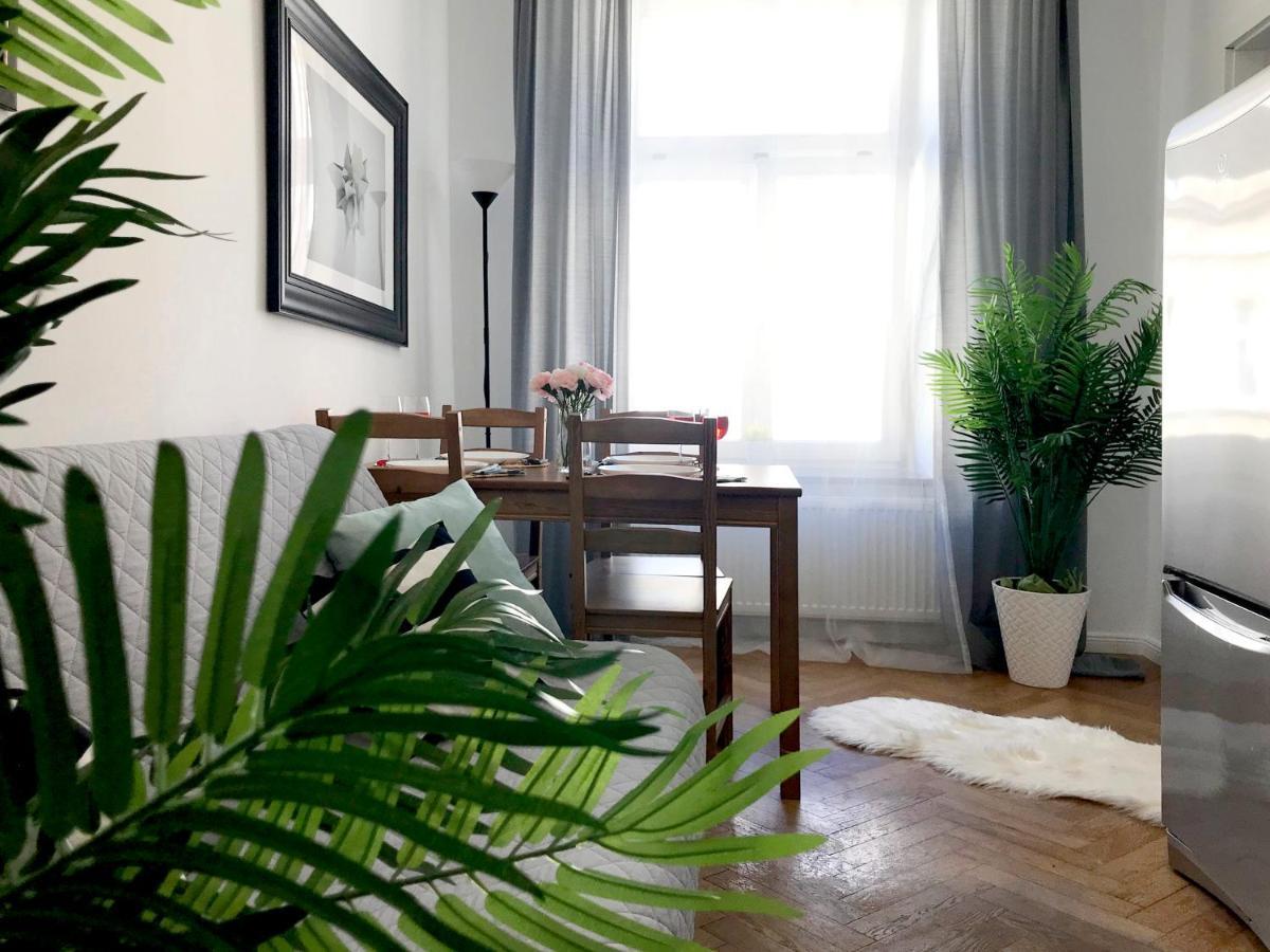 Apartament Peowiakow Kings Deluxe Люблин Екстериор снимка