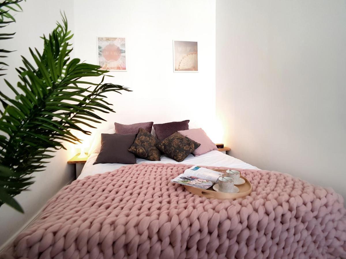 Apartament Peowiakow Kings Deluxe Люблин Екстериор снимка